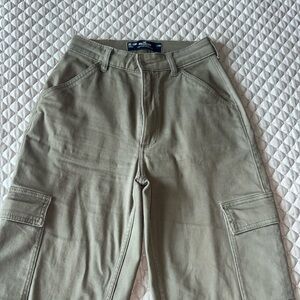 Hollister Ultra High Rise Dad Pant Green Cargo